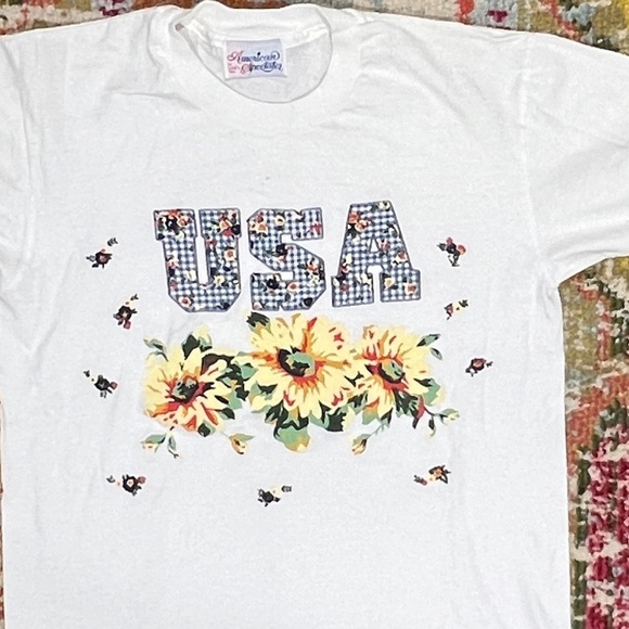 Vintage 80s Single Stitch USA America Floral 80s Crewneck American Tshirt - Picture 2 of 5